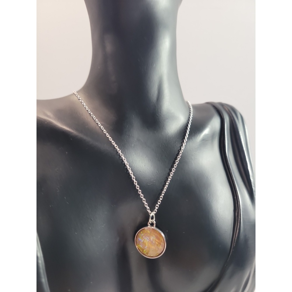 Round Iridescent Yellow Orange Green Pendant Necklace Silver‎ Tone